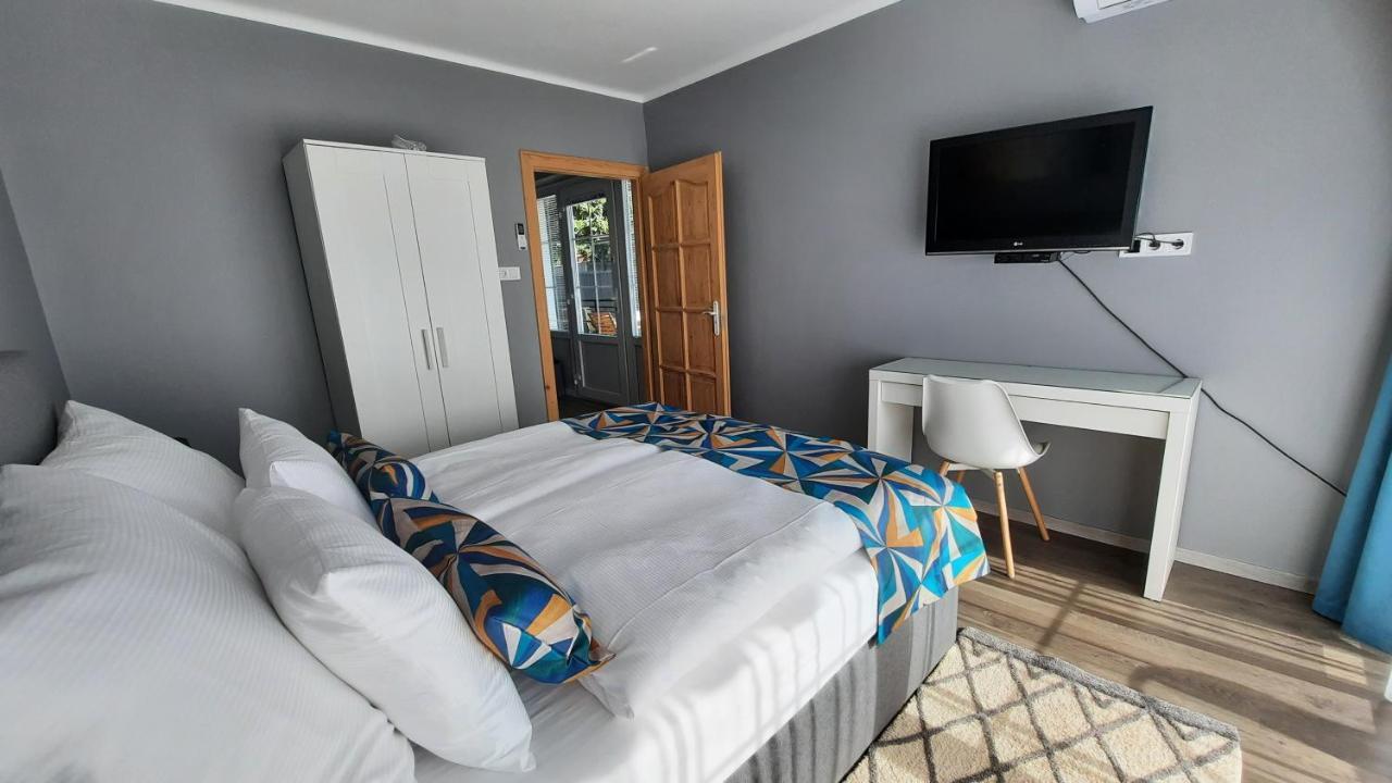 Balaton Legendaja Apartman Siofok Exterior photo
